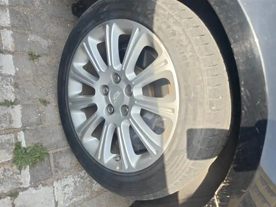 Cadillac XTS 28 T Tech