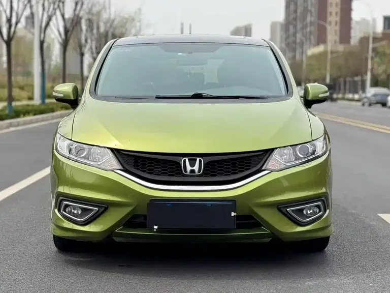 Honda Jade 1.8 L Auto Comfort Elite 5-seat