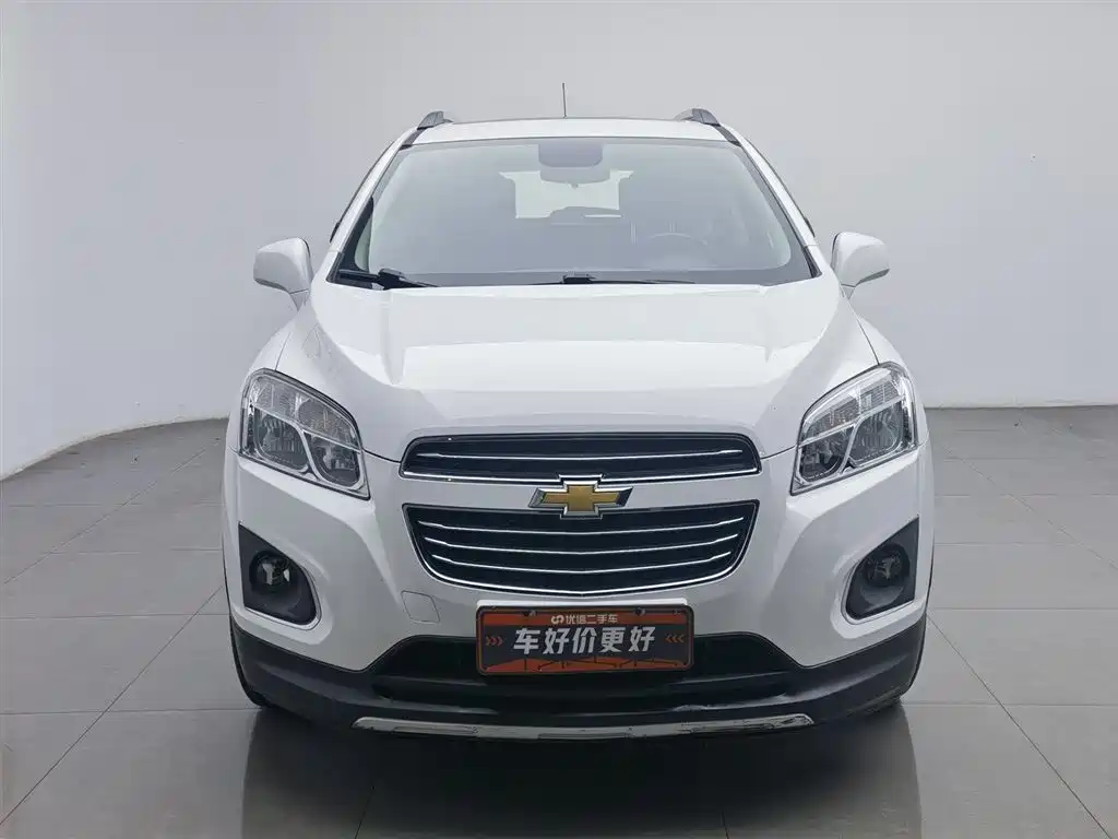 Tracker 1.4 T Auto 2 WD Luxury