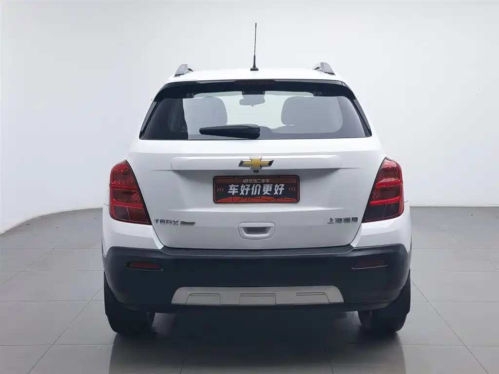 Tracker 1.4 T Auto 2 WD Luxury