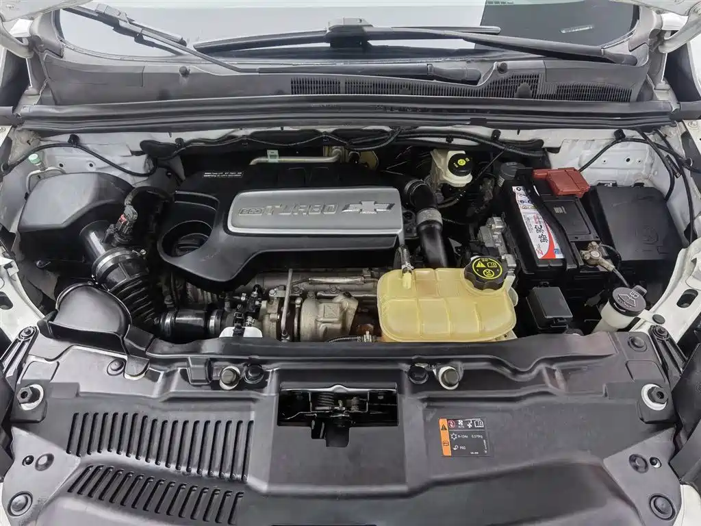 Tracker 1.4 T Auto 2 WD Luxury
