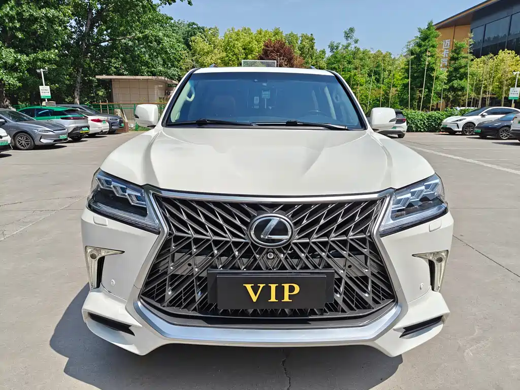 Lexus LX LX570 Middle East