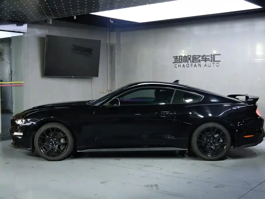 Mustang 2.3 L EcoBoost