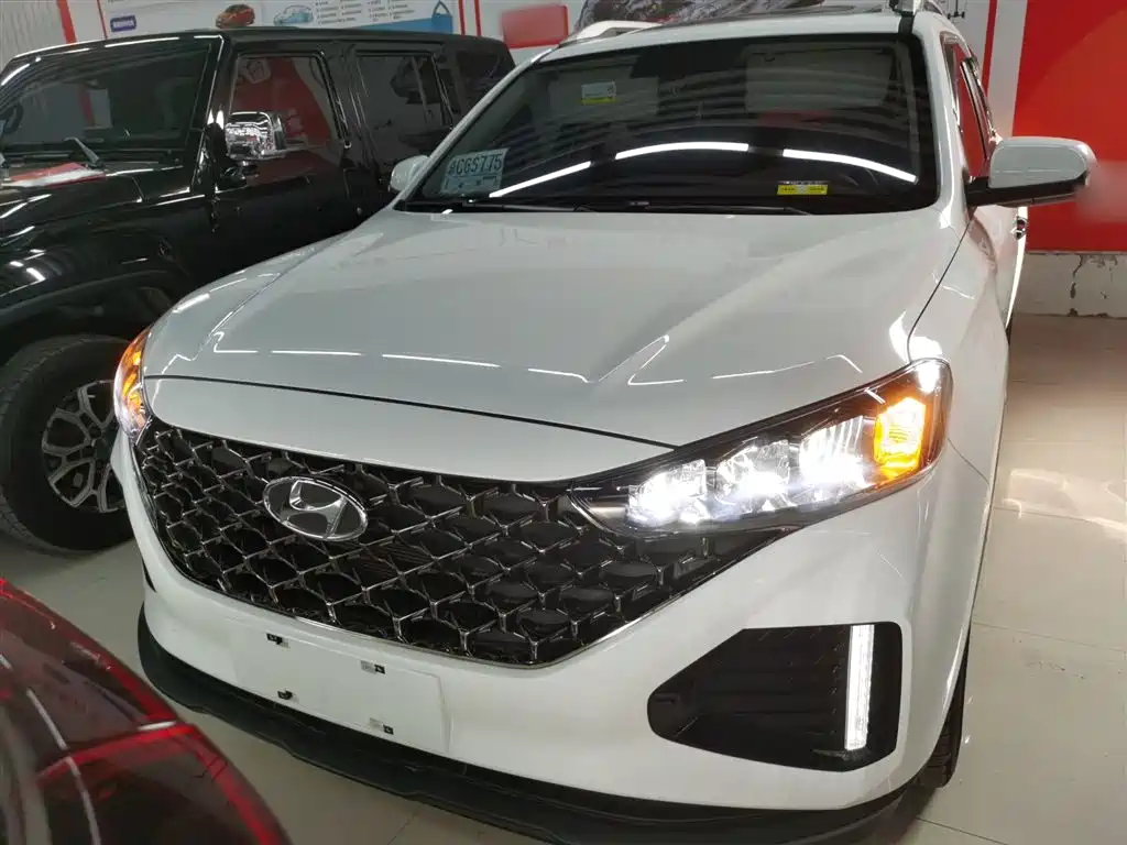 Hyundai ix35 2.0 L Auto 2 WD GLS Leading