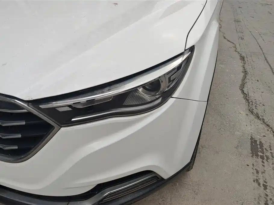 Besturn X40 奔腾X40 2019款 1.6 L 自动豪华型 国VI