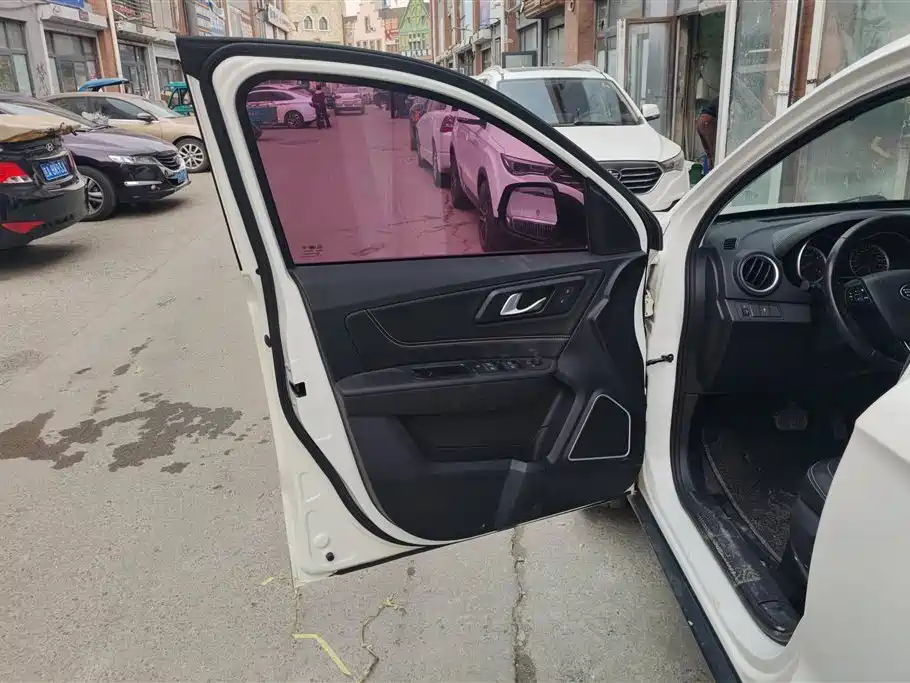 Besturn X40 奔腾X40 2019款 1.6 L 自动豪华型 国VI
