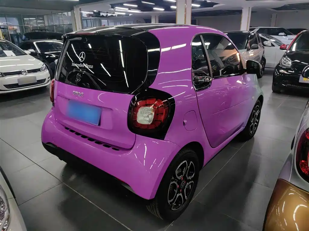 smart fortwo 1.0 L 52 kW Hardtop Beloved Special Edition