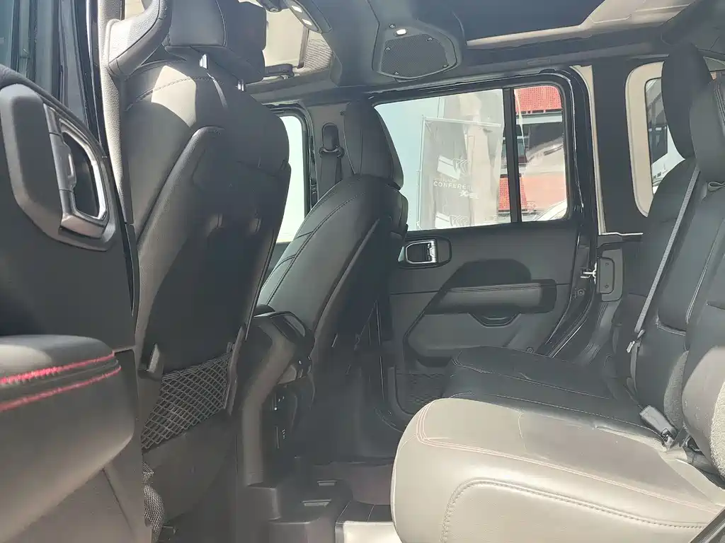 Wrangler 2.0 T Rubicon 4-door