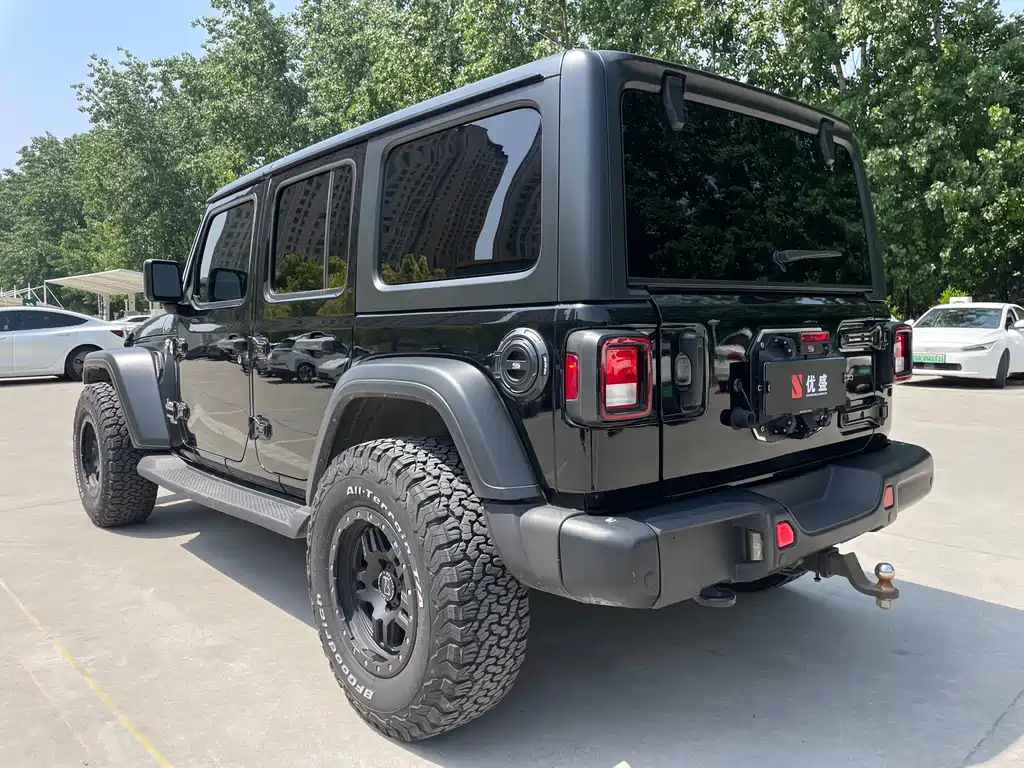Wrangler 牧马人 2022款 2.0 T 加规版