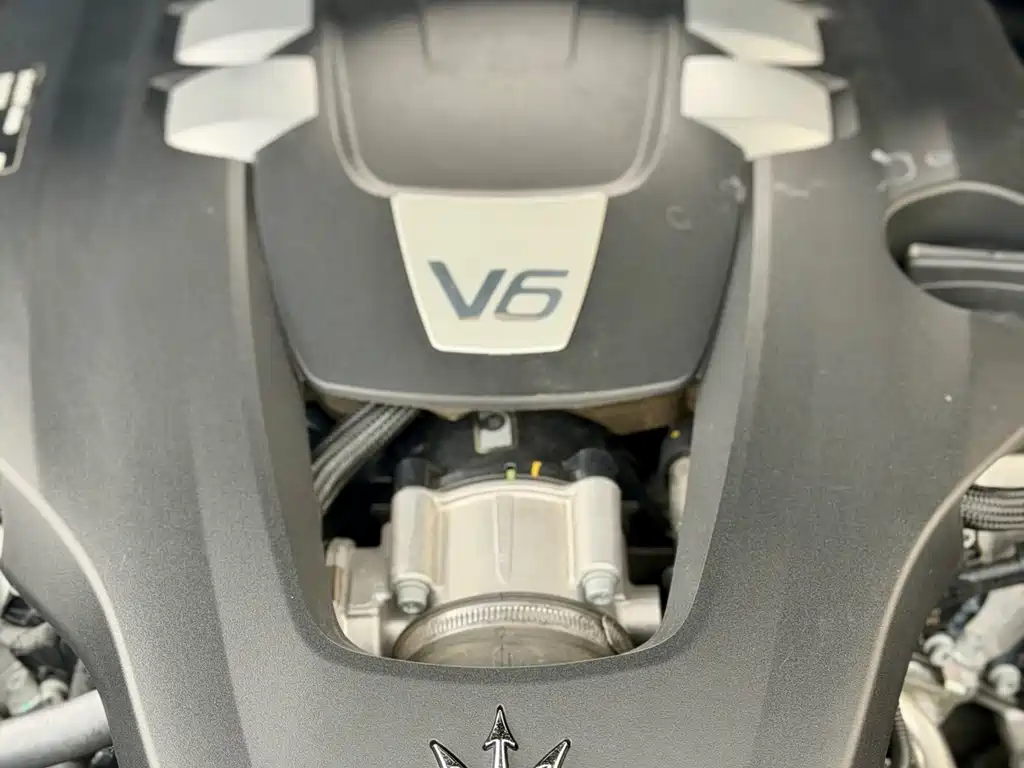 Levante 3.0 T Standard