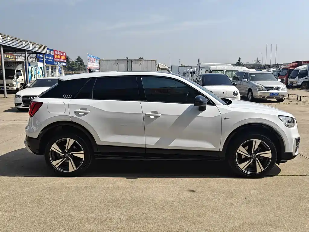 Audi Q2 L 35 TFSI Fashion Dynamic CN-VI