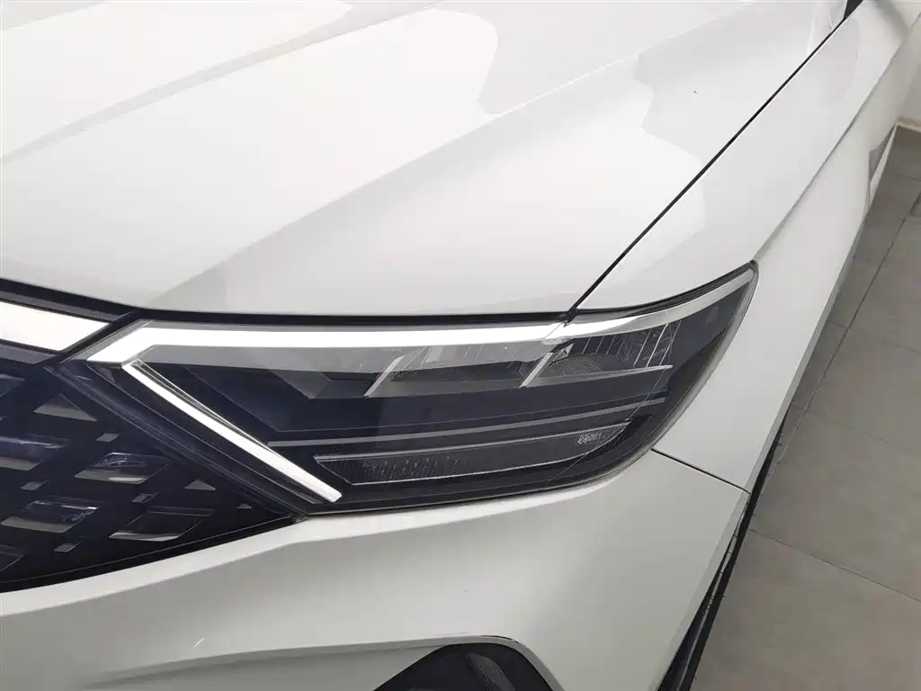 Jetta VS5 280 TSI Auto Joy