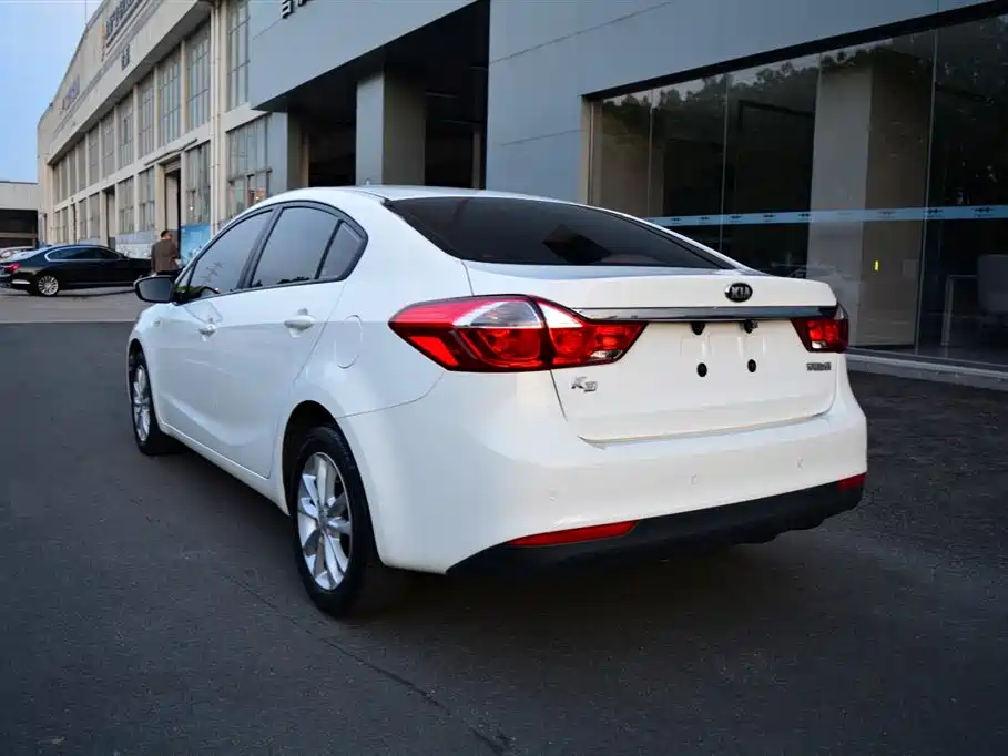 Kia K3 1.6 L Auto GL