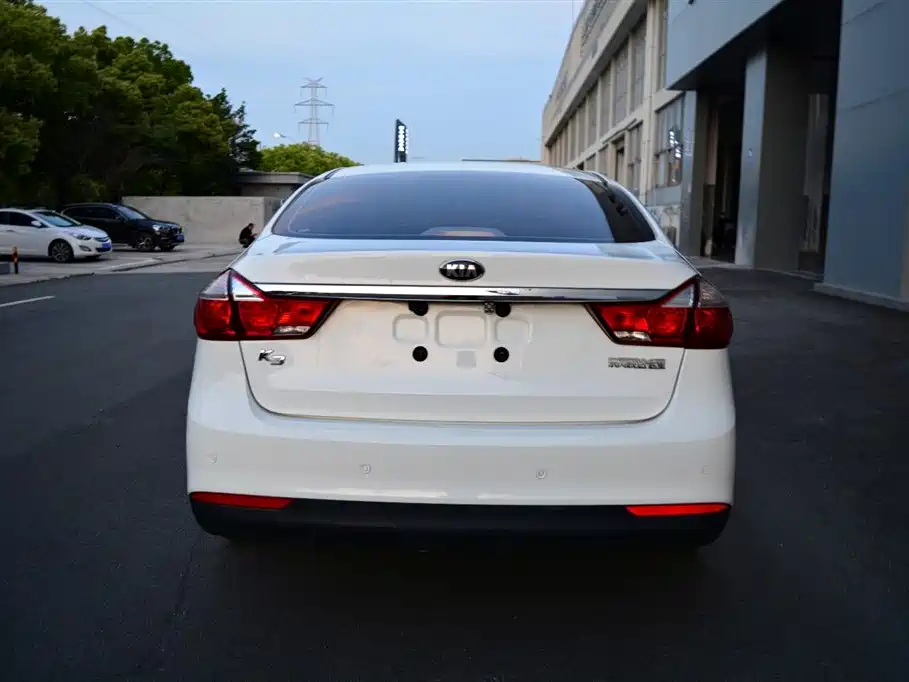Kia K3 1.6 L Auto GL