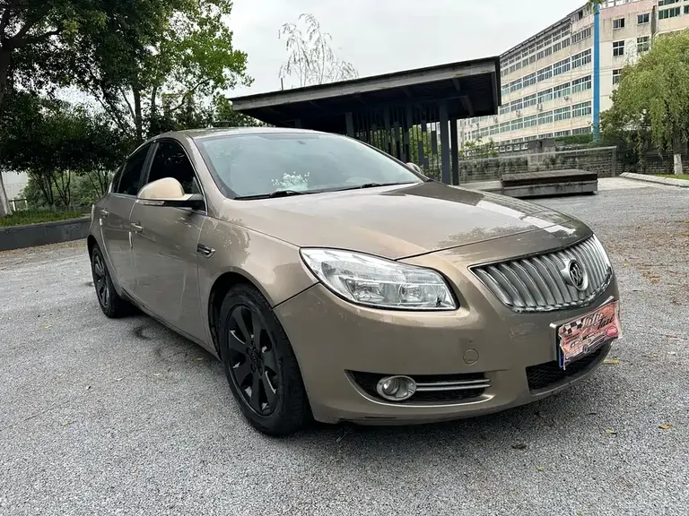 Buick Regal 2.0 L Luxury