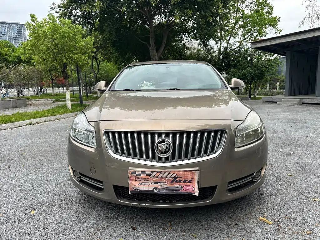 Regal 2.0 L Luxury