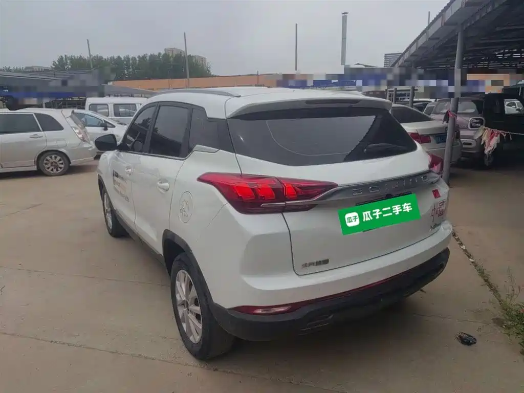 BAIC X3 1.5 T CVT Glory