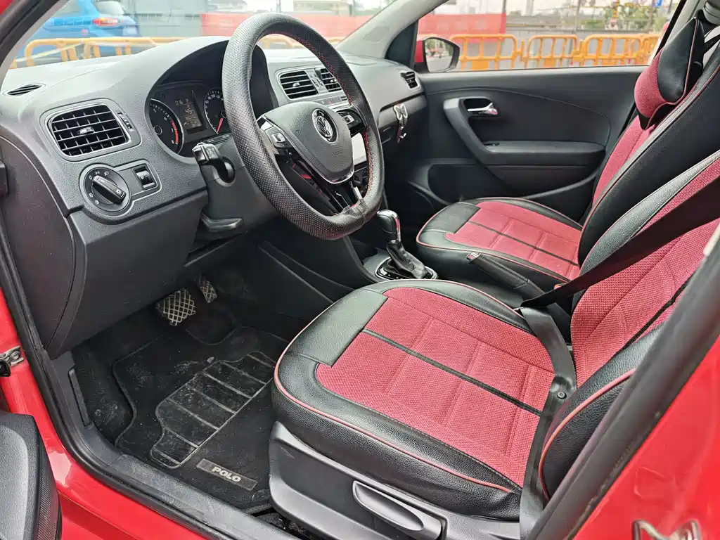 Polo 1.6 L Auto Comfort