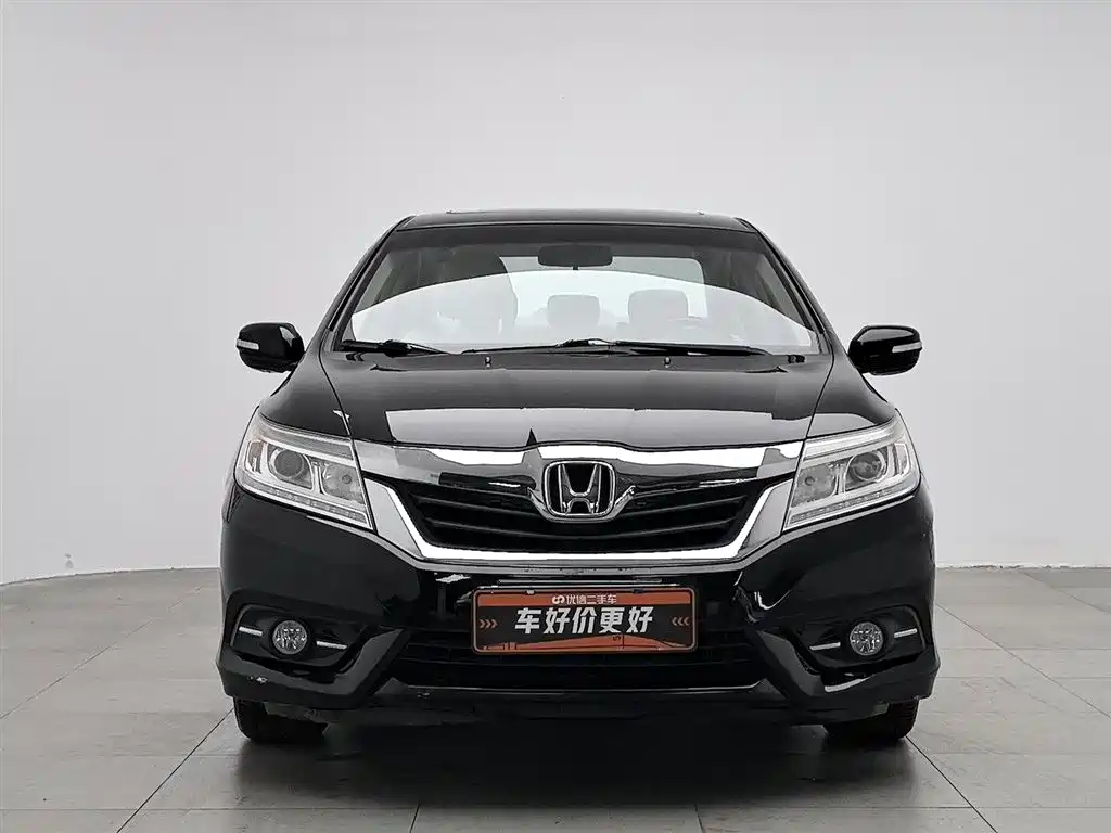 Crider 1.8 L Auto Luxury
