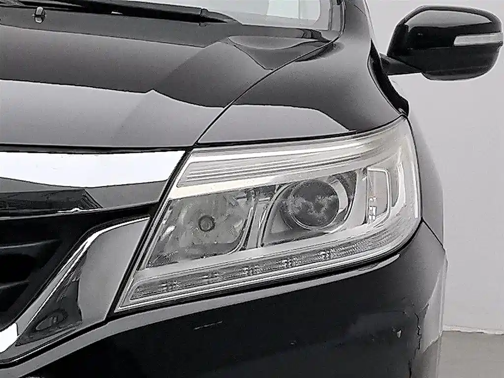 Crider 1.8 L Auto Luxury