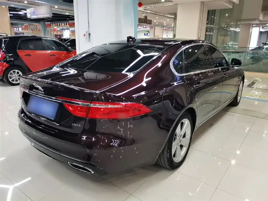 Jaguar XFL XFL 2.0 T 200 PS Elite