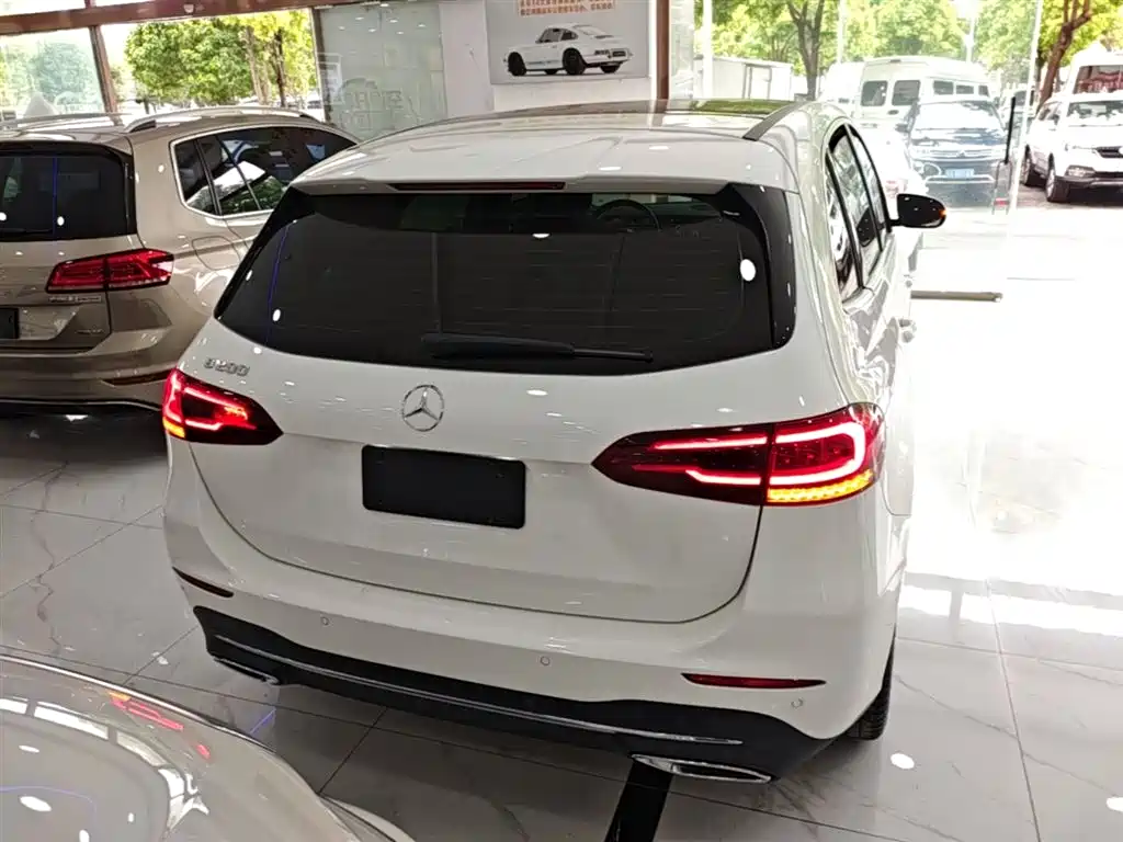 Mercedes-Benz B-Class B 200 Fashion