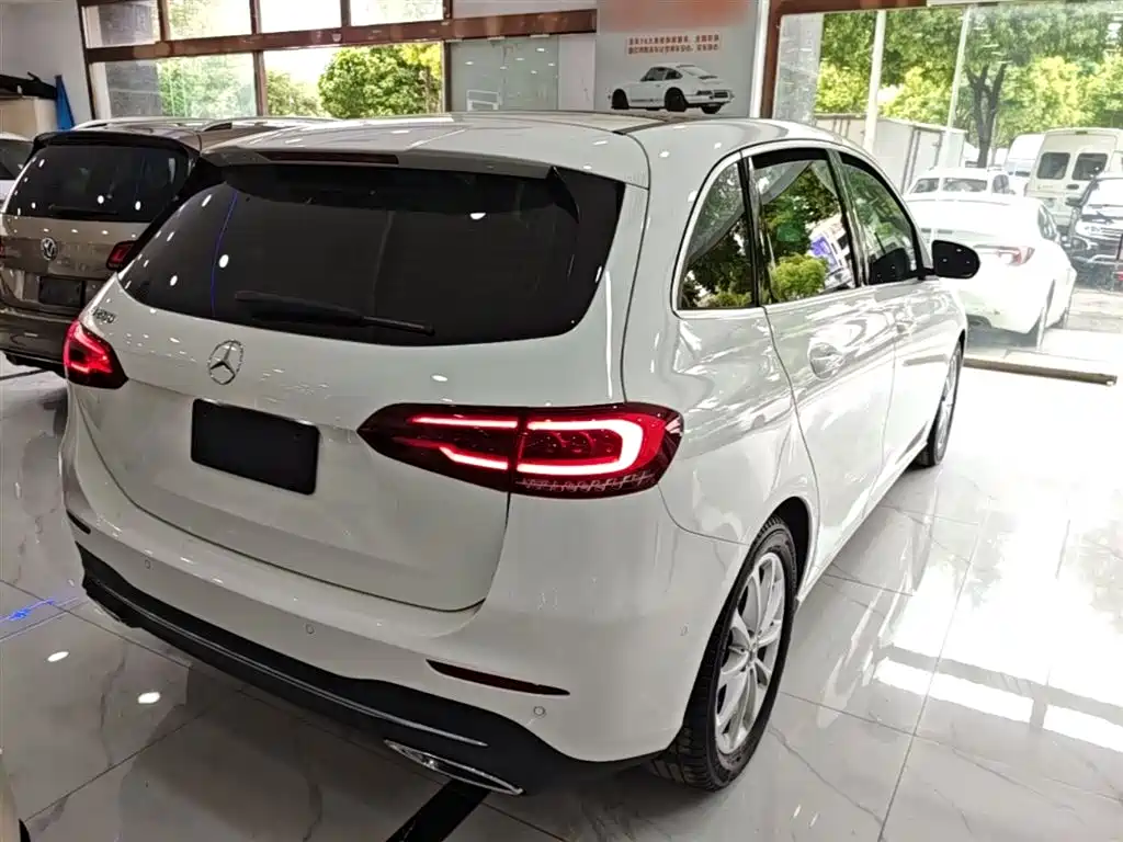 Mercedes-Benz B-Class B 200 Fashion