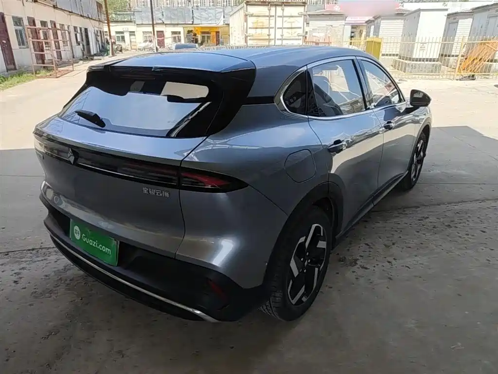 Baojun Yunhai 140 km PHEV