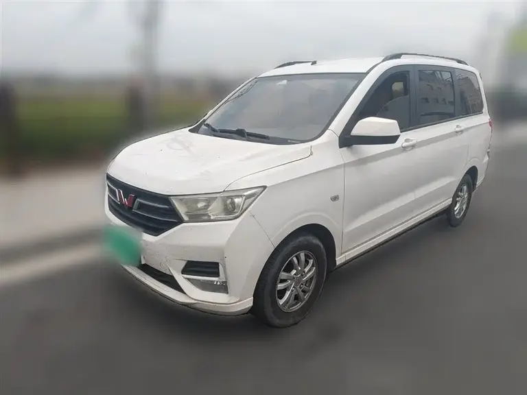 Wuling Hongguang 1.5 L S Comfort CN-VI LAR