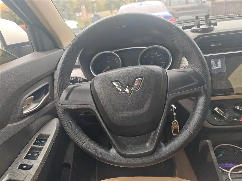 Wuling Hongguang 1.5 L S Comfort CN-VI LAR