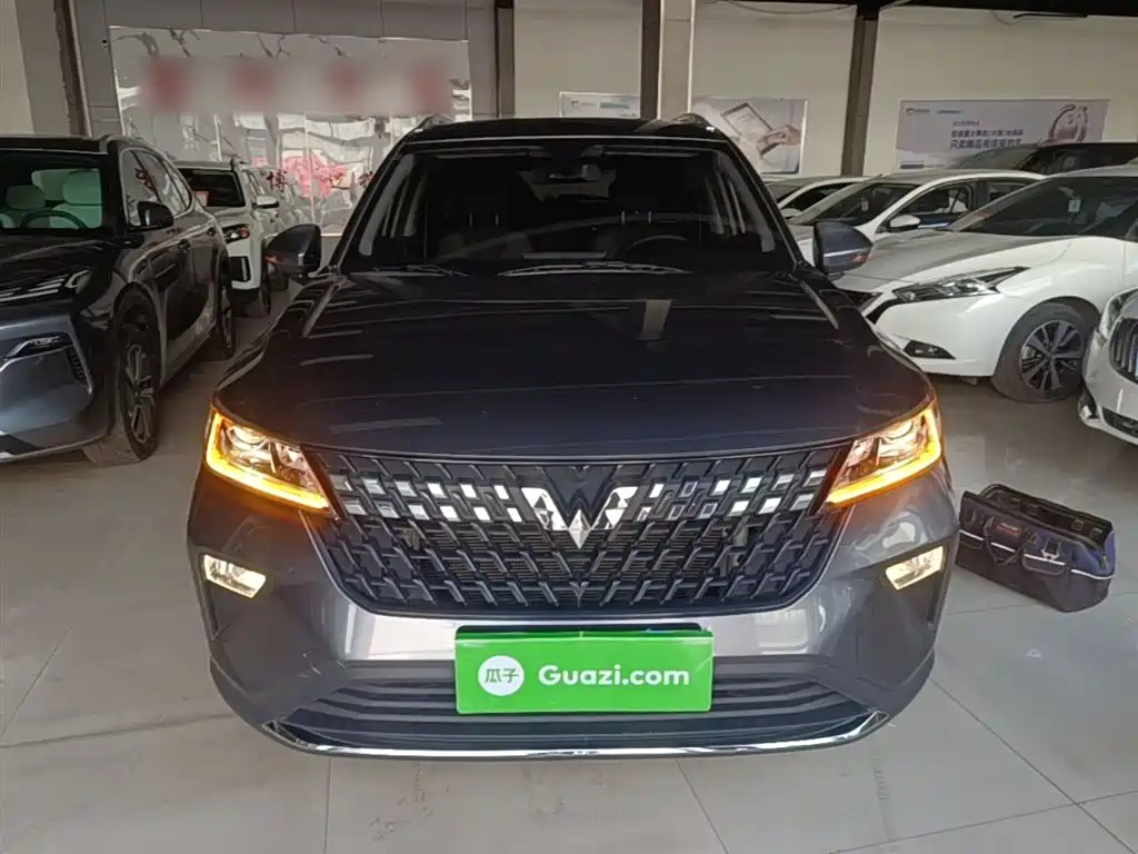 Wuling Xingchi 五菱星驰 2022款 1.5 L 手动自在型