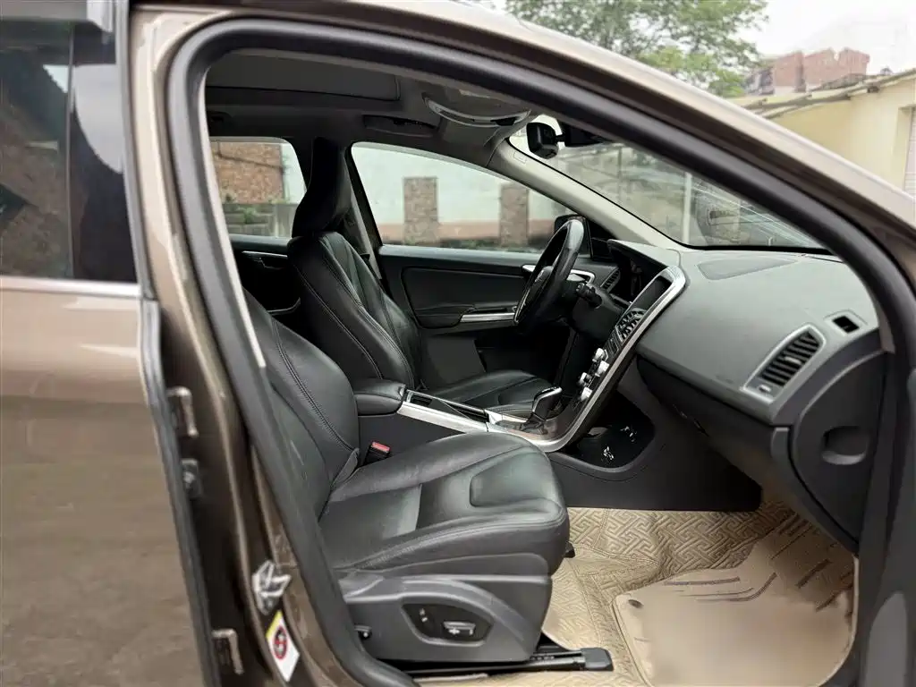 Volvo XC60 T5 Smart Travel Upgraded