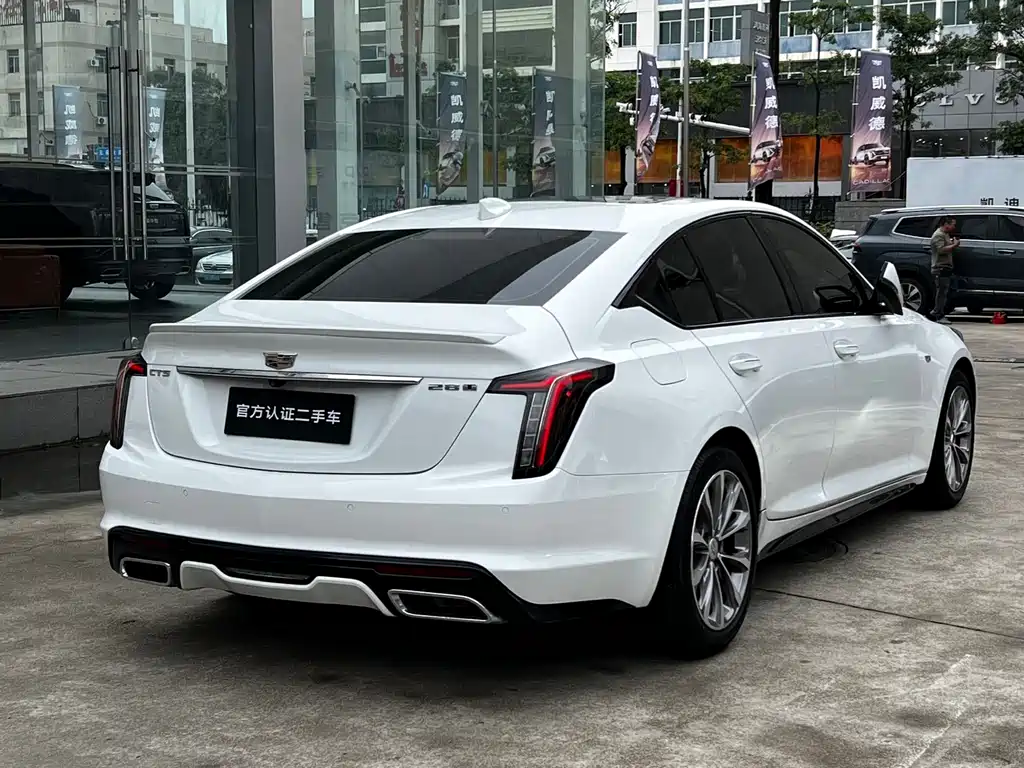 Cadillac CT5 Facelift 28 T Leading Sport