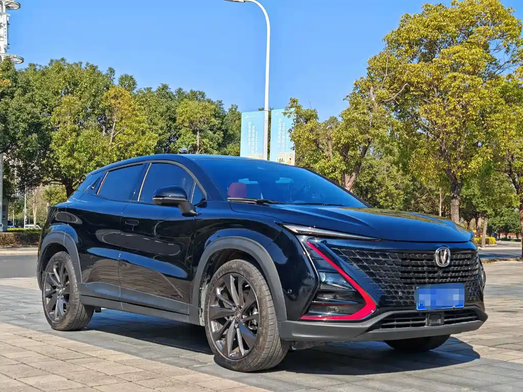Changan UNI-T 1.5 T Distinguished