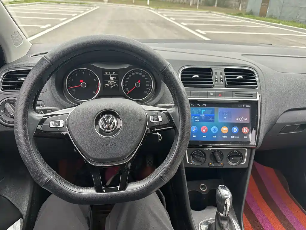 Polo 1.6 L Auto Comfort