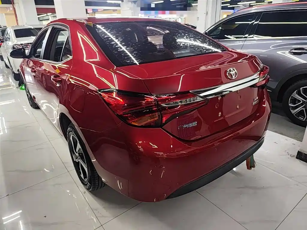 Levin Facelift 185 T CVT Elite CN-V