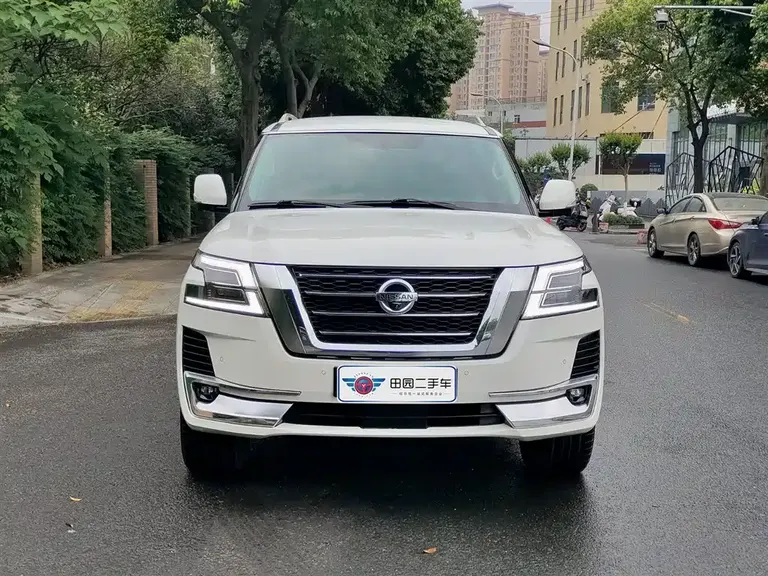 Nissan Patrol 4.0 L Middle East