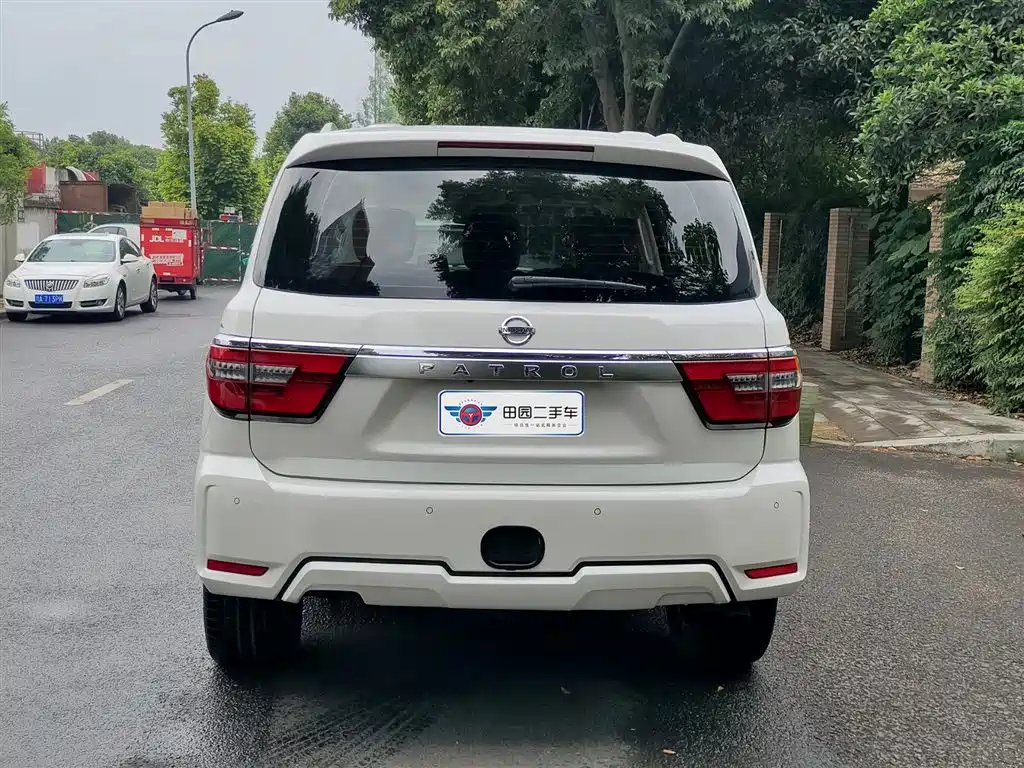 Patrol 4.0 L Middle East