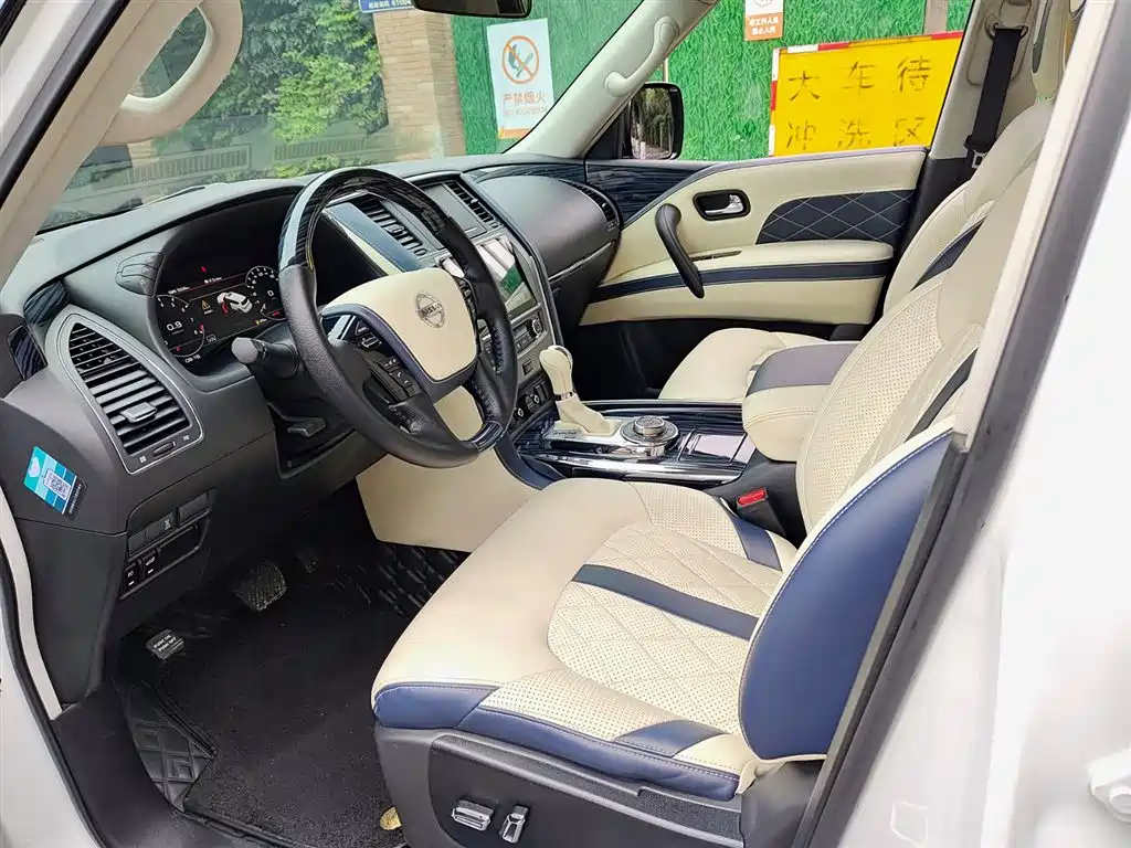 Patrol 4.0 L Middle East