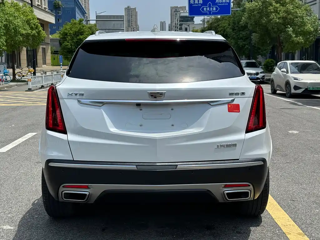 Cadillac XT5 28 T Luxury