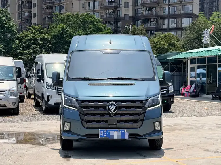 Foton Tuyano Damai 图雅诺大麦 2023款 2.0 T手动 长轴中顶 后单胎7座