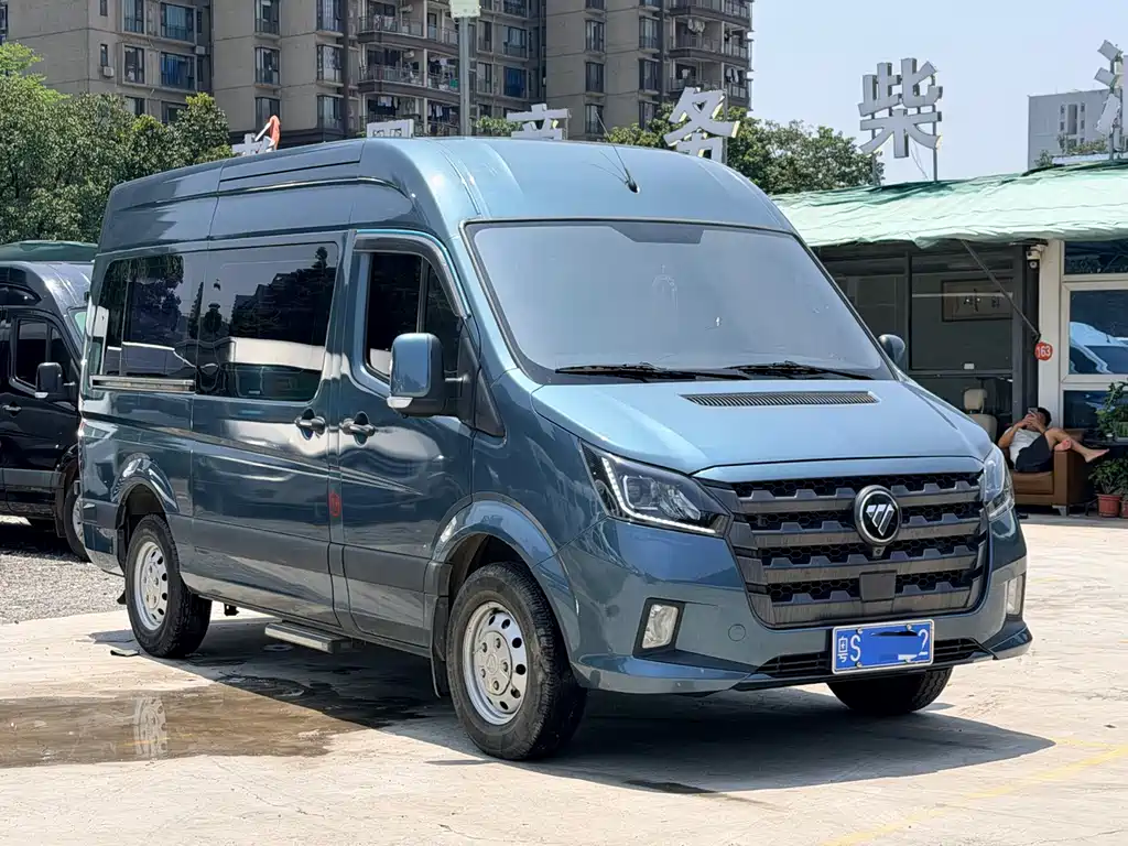 Tuyano Damai 图雅诺大麦 2023款 2.0 T手动 长轴中顶 后单胎7座