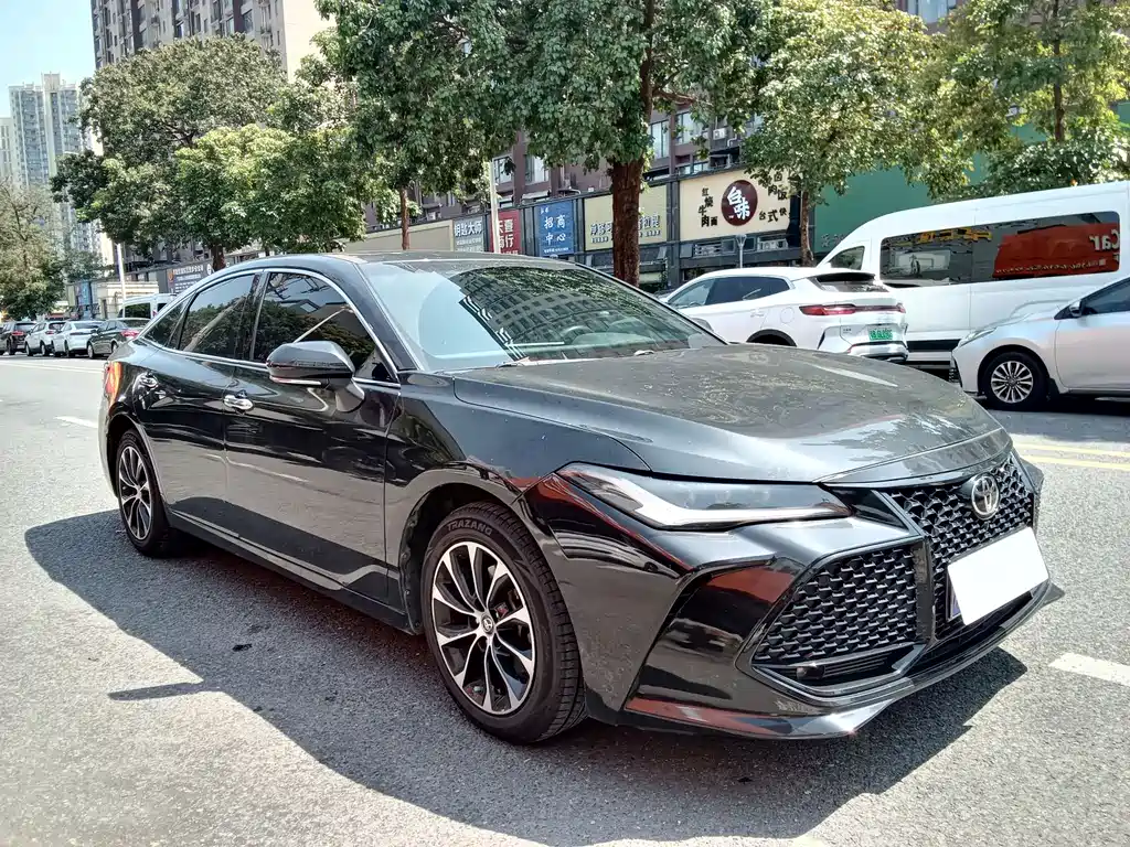 Avalon 2.5 L Luxury
