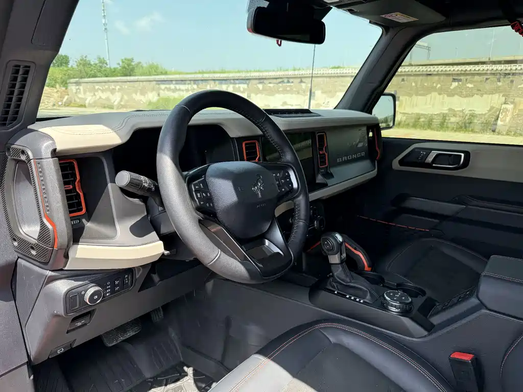 Ford Bronco 2.3 T Sand Dune Limited Custom