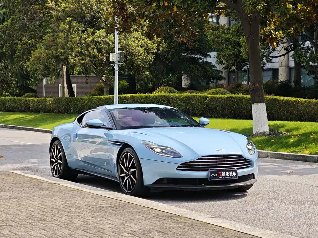 Aston Martin DB11 4.0 T V8 Coupe