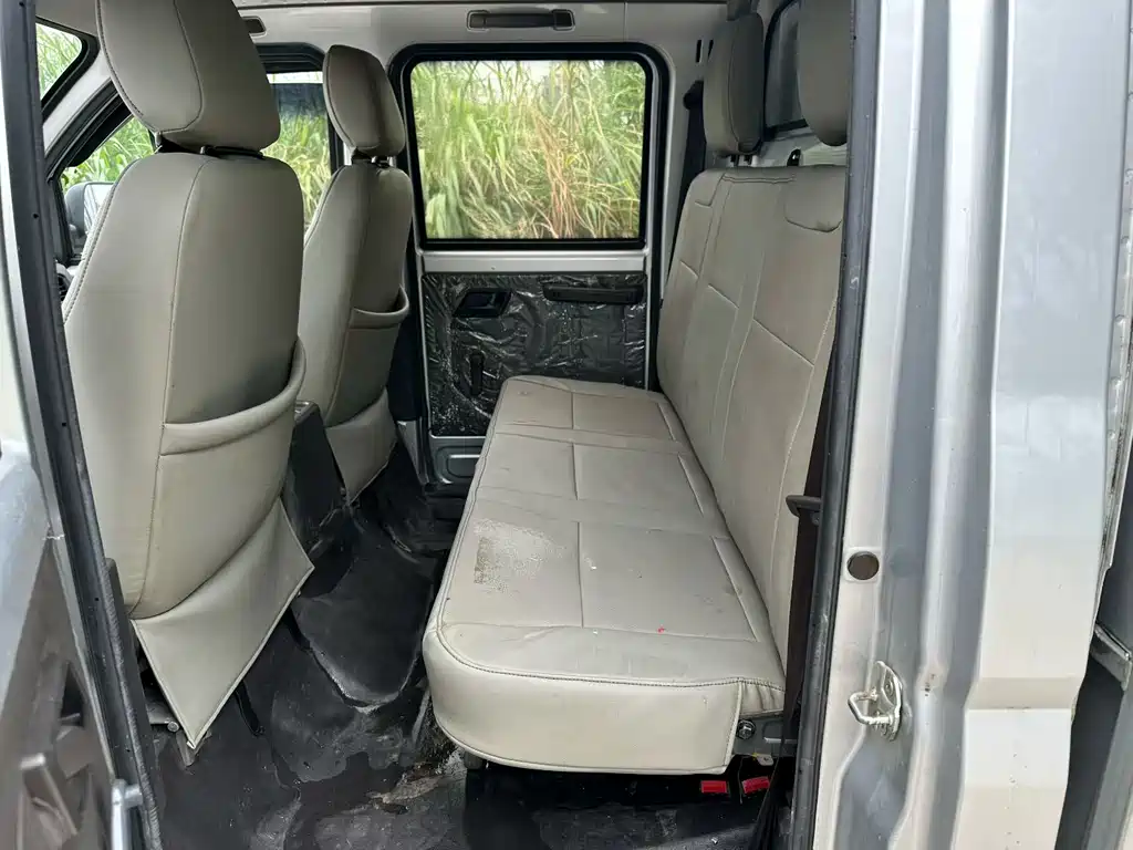 五菱荣光新卡专用车 五菱荣光新卡专用车 2020款 1.8 L单排翼开启售货车LJ479 Q6