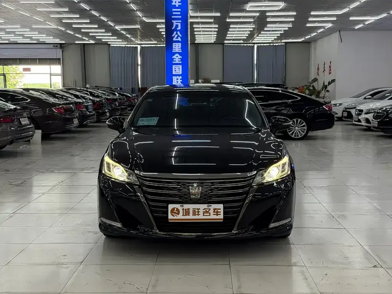 Toyota Crown 2.0 T Sport