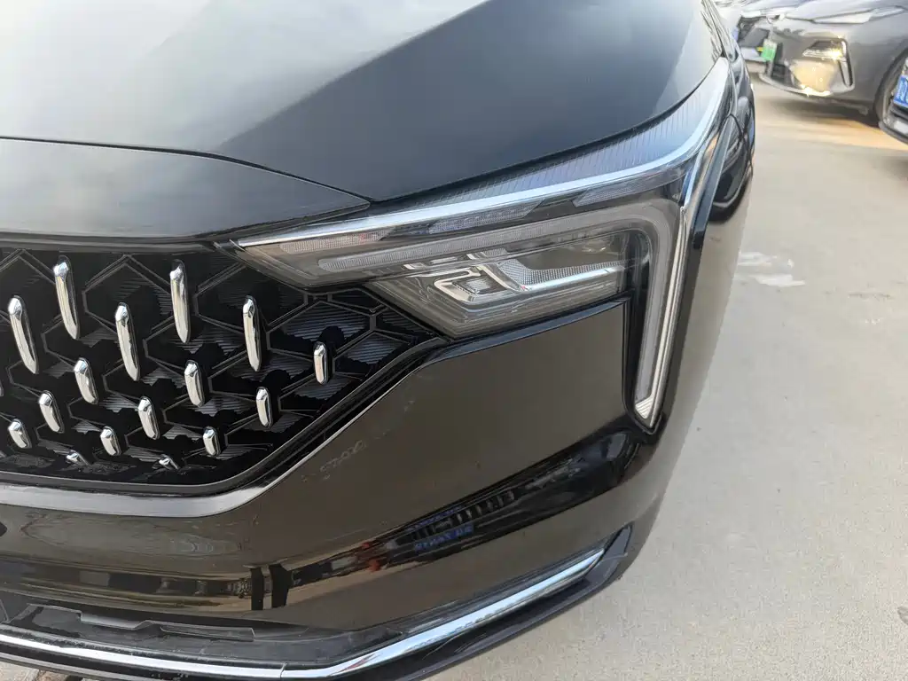 Besturn B70 3 rd Gen 1.5 T Auto Pleasure 70 Anniversary