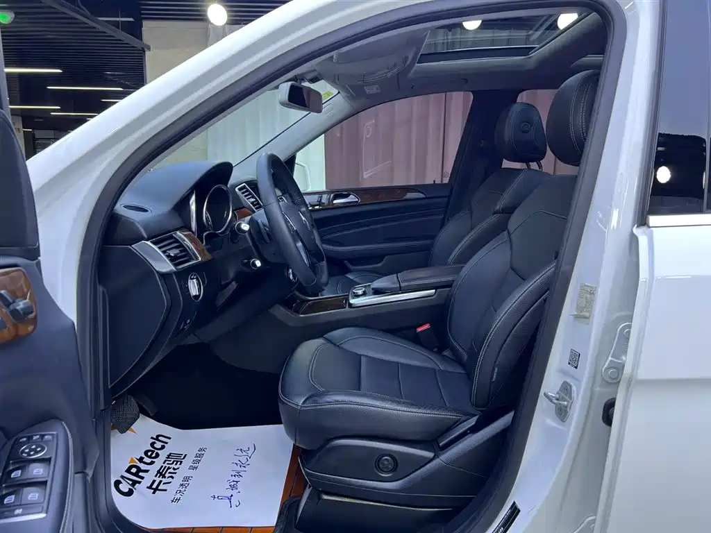 Mercedes-Benz M-Class ML 400 4 MATIC Dynamic