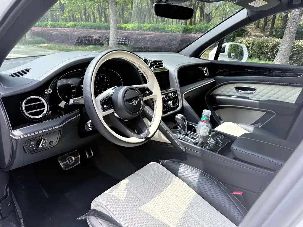 Bentayga 4.0 T V8